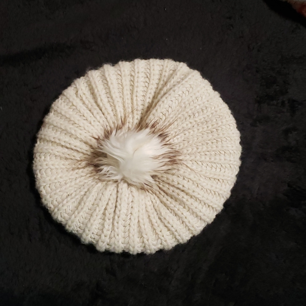 Knit beret
